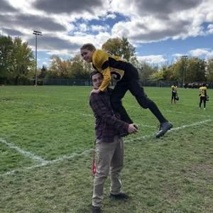 Meet your Posher, Devon